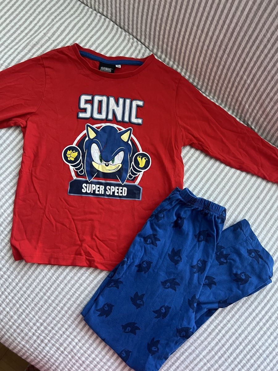 Pigiama & Simili: SONIC PYJAMA GR 122/128 – Usato da Basel venduto da theo-g77