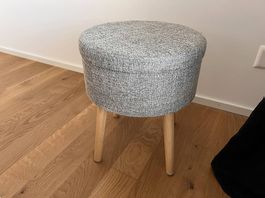 Sitzhocker / Hocker in gutem Zustand