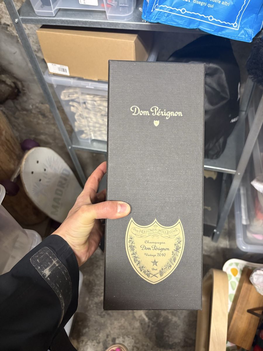 Vino: Dom Perignon – Nuovo e nell'imballaggio originale da Zürich venduto da LeaWahl