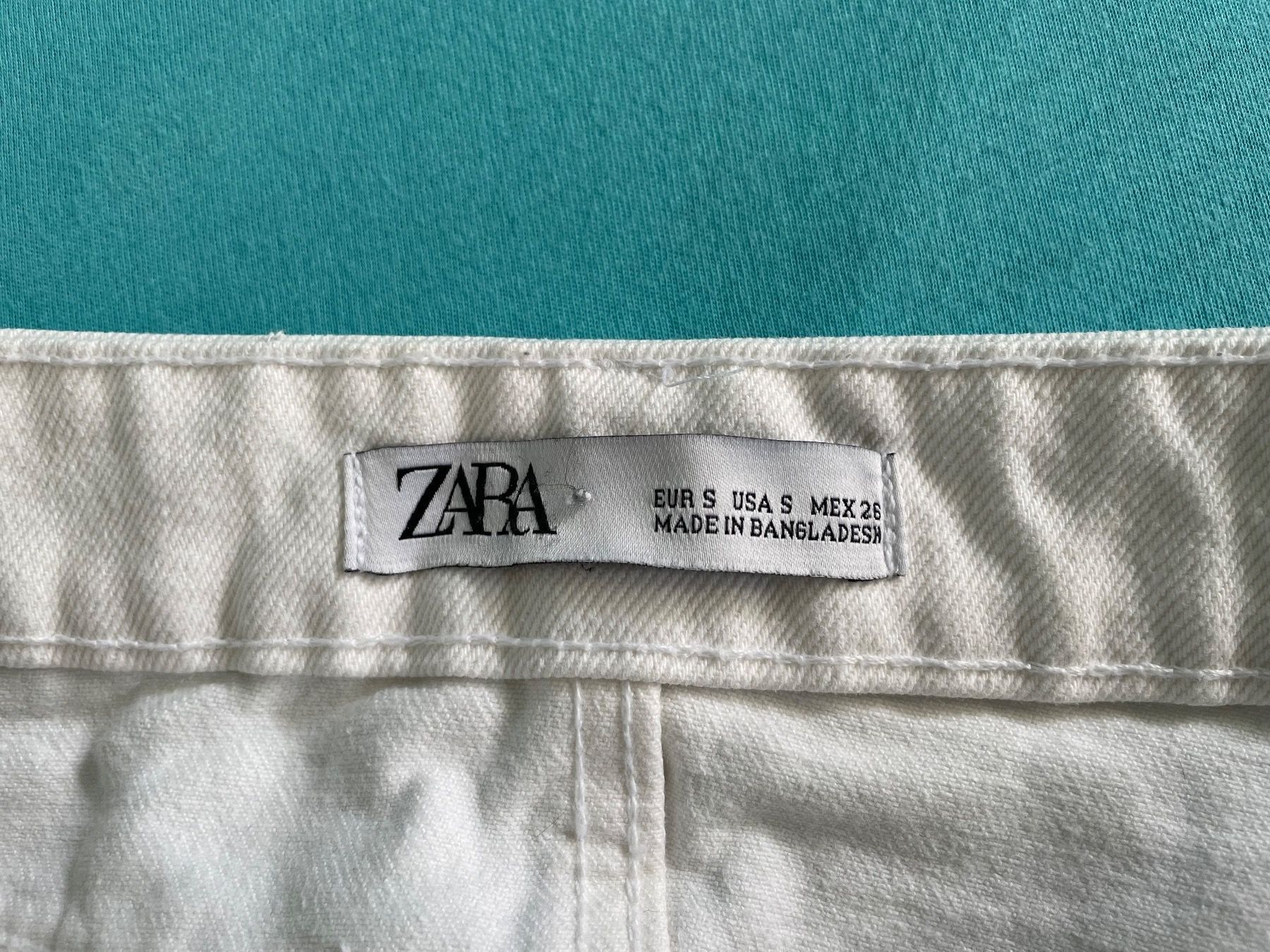 Zara Röcke: Zara Jeansrock weiss – Gebraucht aus Basel von Robyn20 6