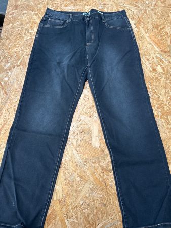 Gut erhaltene Herren Jeans, Grösse 56 Bundweite ca. 100cm