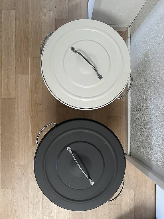 Ikea Cestini per rifiuti: Ikea 1x Papierkübel grau – Usato da Köniz venduto da Ruffkiid 1