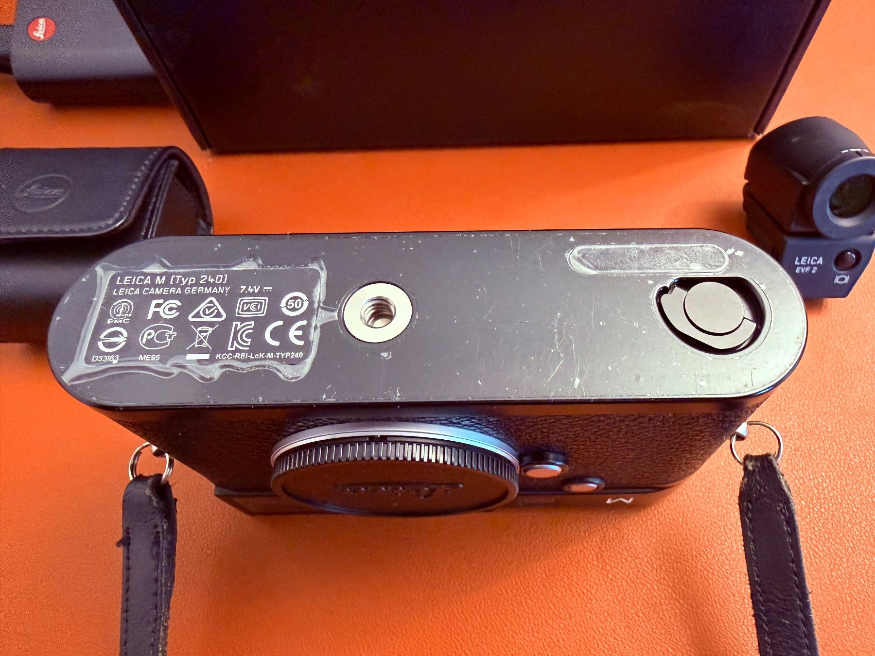 Leica Fotocamera: Leica M240 100 anniversary edition with EVF2 – Usato da Neuchatel venduto da Pancrazi 3