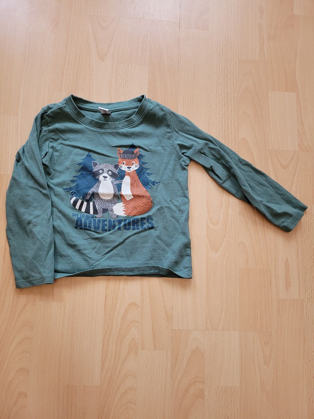 Maglioni & Felpe: Pullover gr. 104 – Usato da Inwil venduto da Flower2325