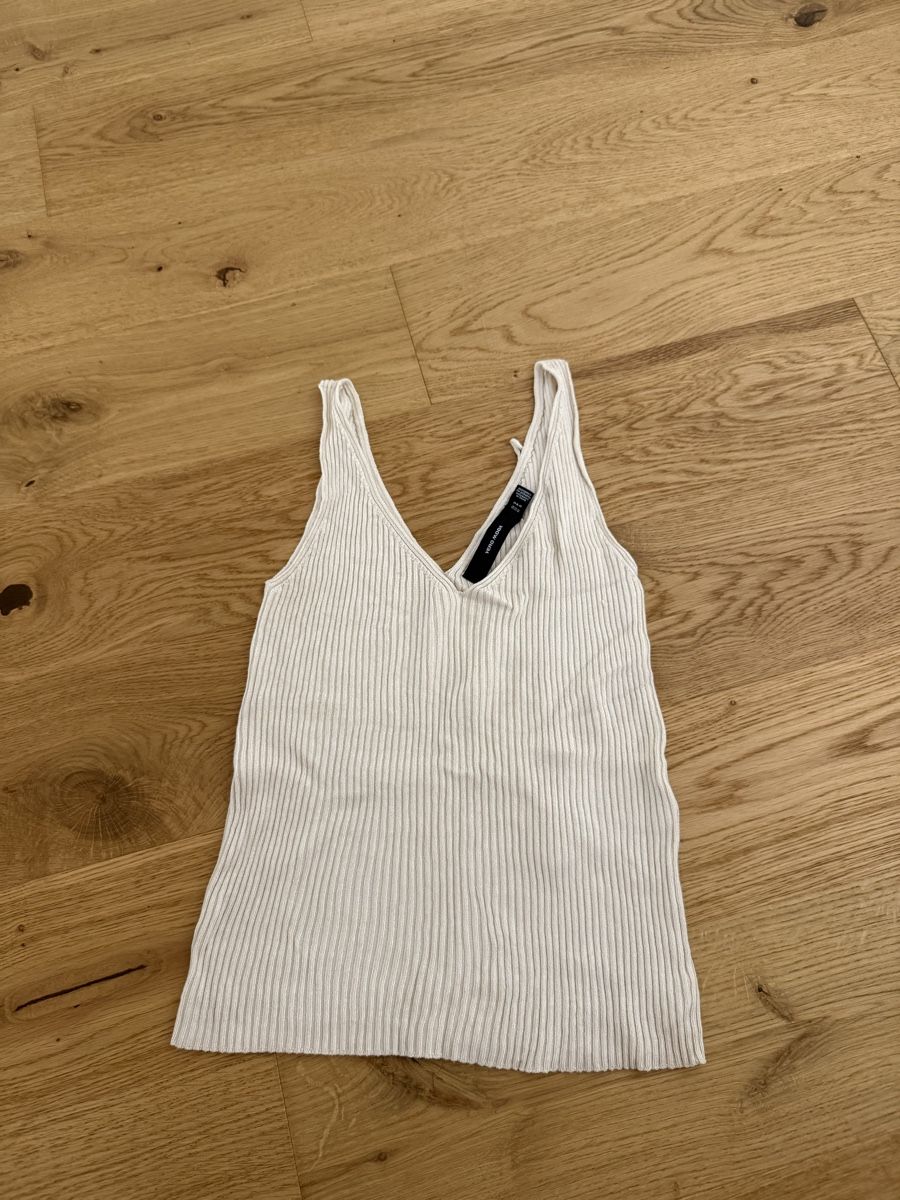 Vero Moda Top: Damen Top Rippstrick weiss Grösse S – Usato da Grenchen venduto da Bach94