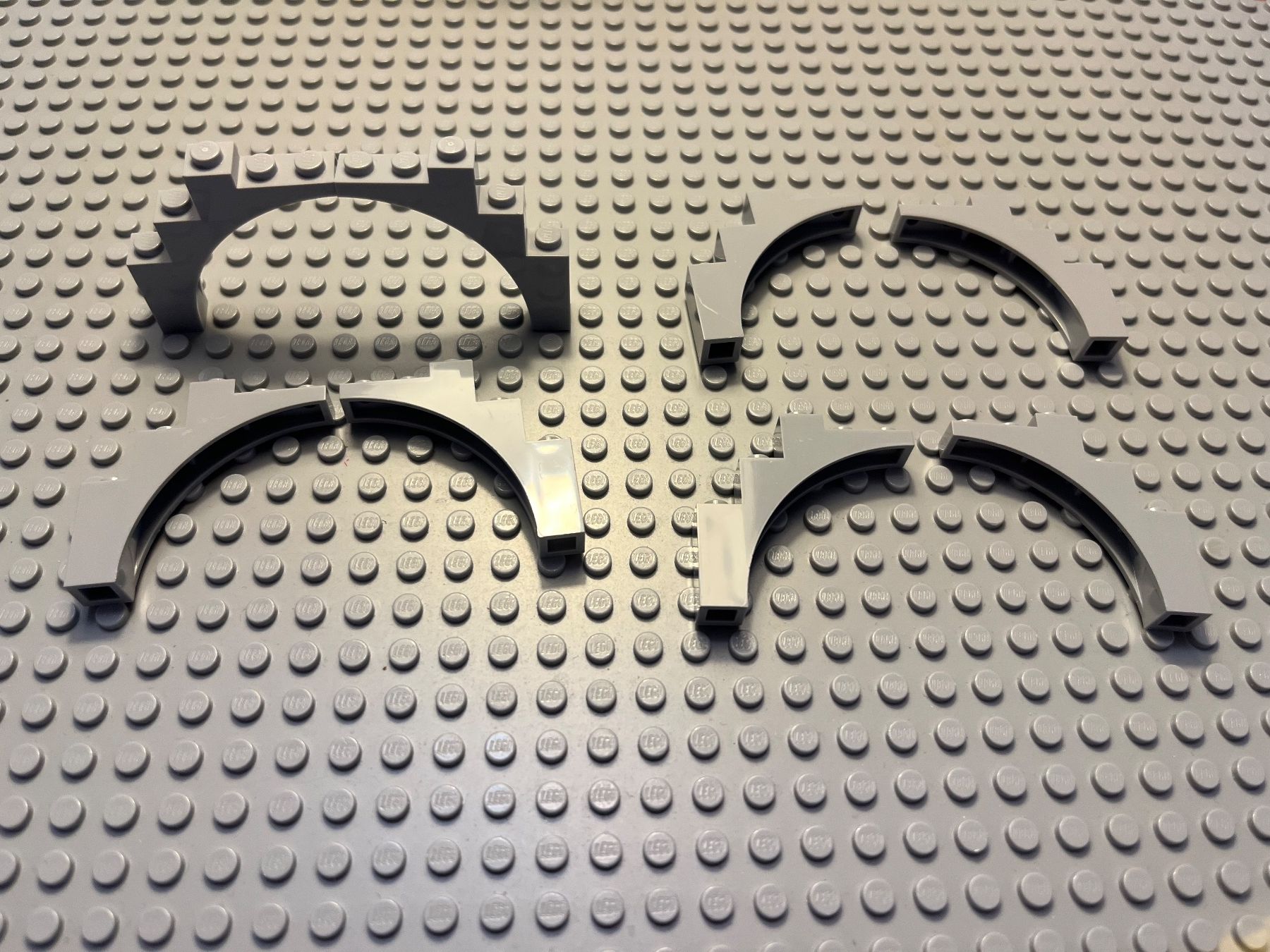 Lego Baukästen: Lego 10x  Bogenstein 1x5x4 (2339)hellgrau – Neu (gemäss Beschreibung) aus Basel von Swi-7621