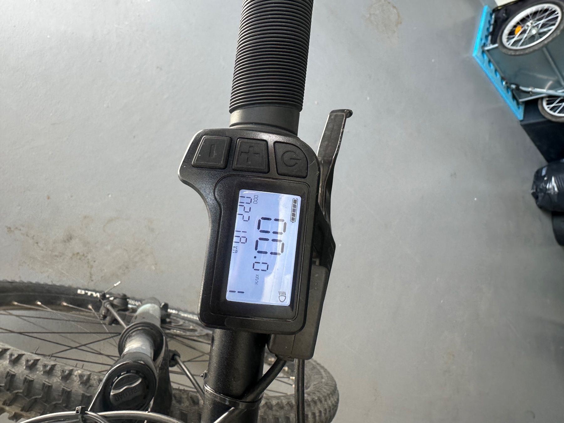 Decathlon Biciclette: Vélo électrique femme – Usato da Gampelen venduto da Gflocon 2