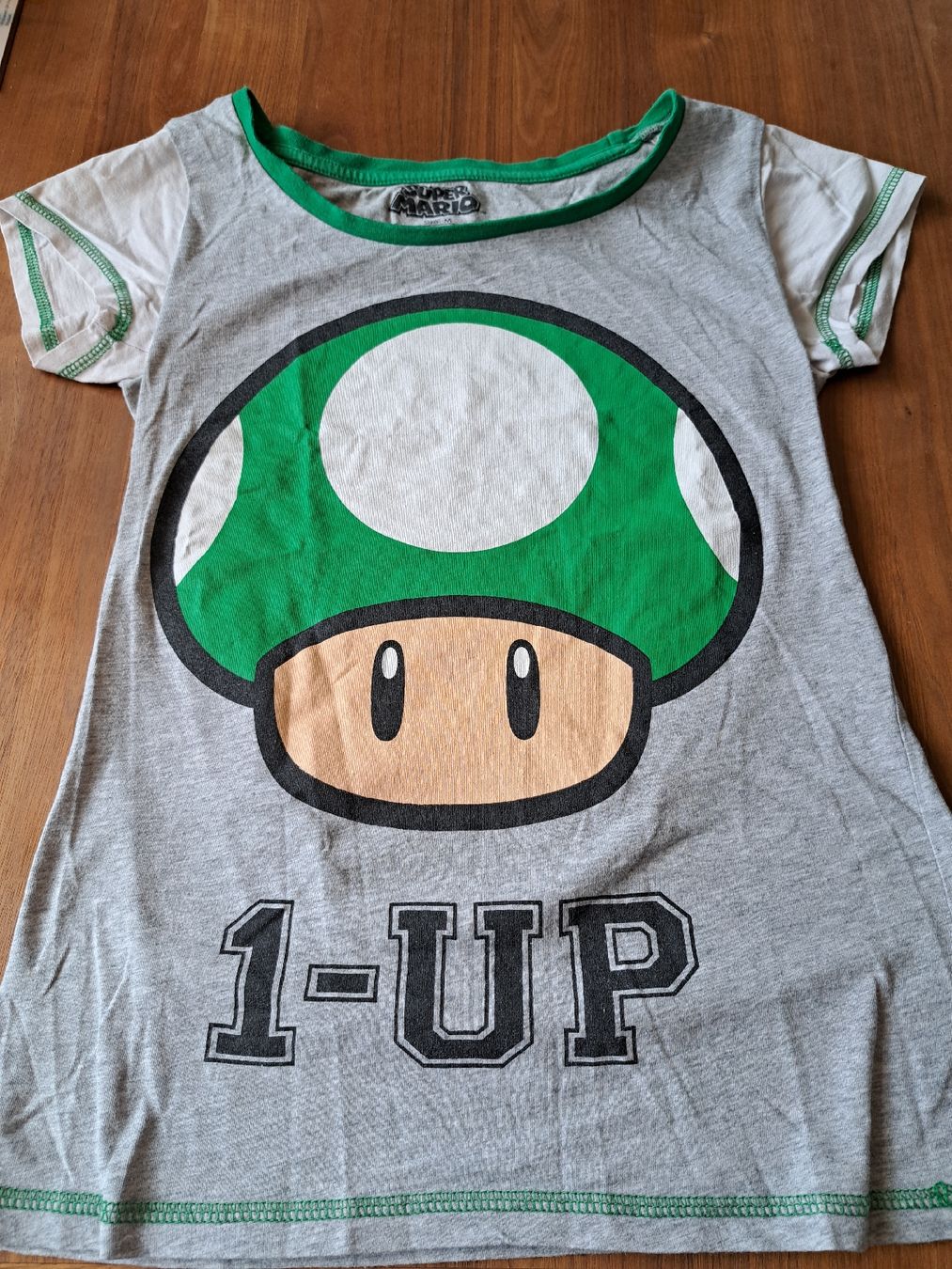 T-shirts: T-Shirt – D'occasion à magden par cam_w2ff