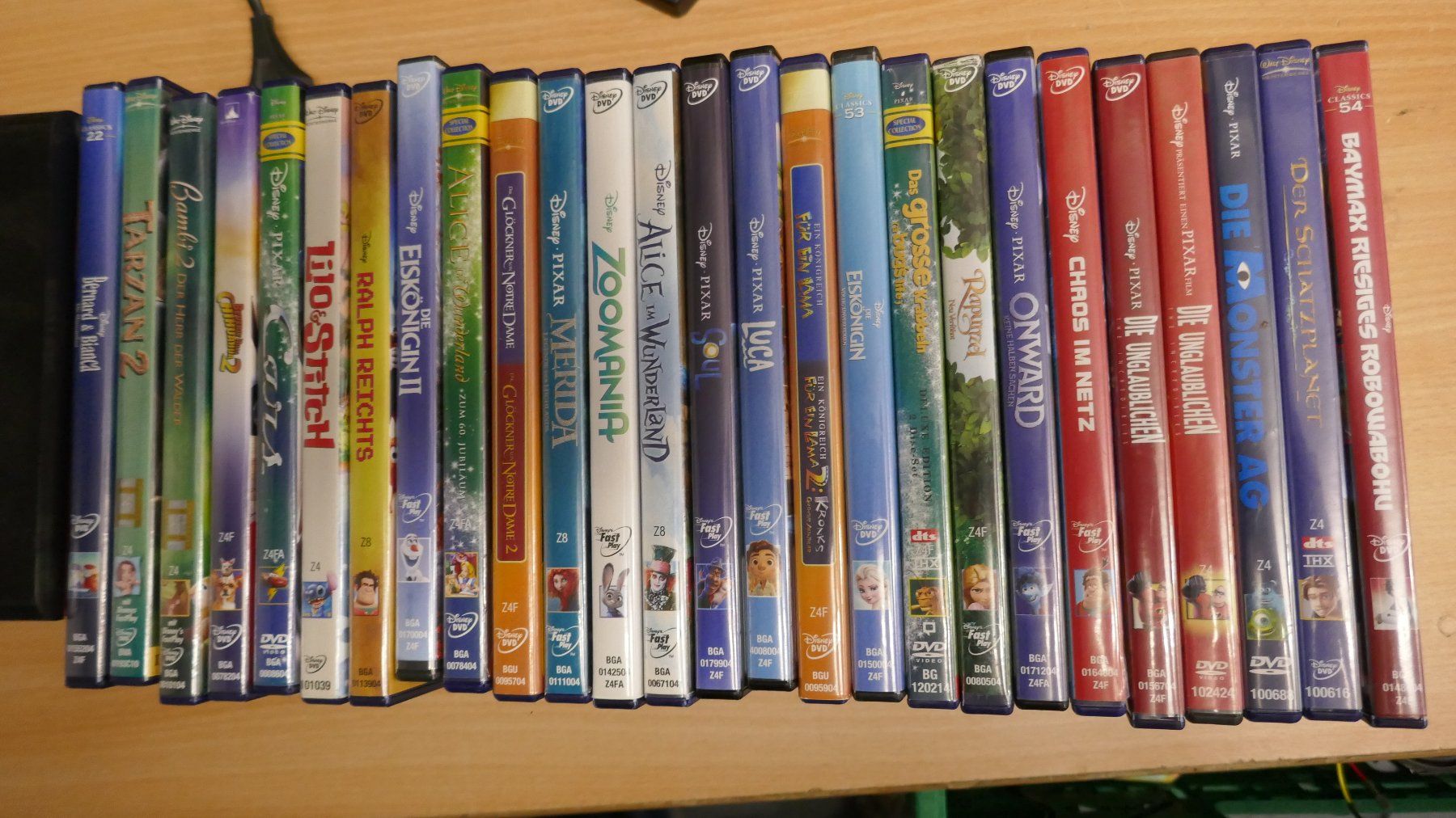 Tutti i DVDs: Diverse Disney DVDs – Usato da Wenslingen venduto da FairlightCMI 1