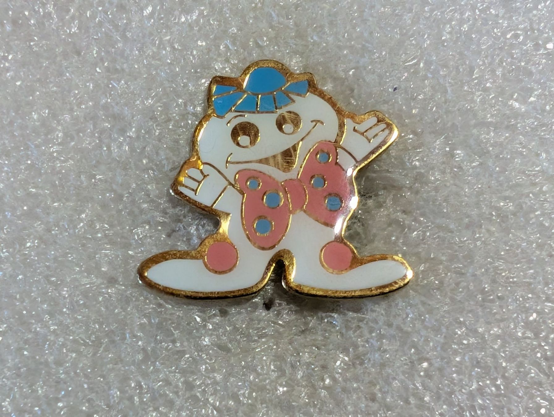 Placchette & Badge: Ansteckpin 117: Maga Bio – Usato da Oppligen venduto da Pin-Fall-Shop
