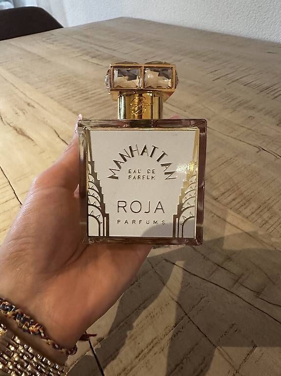 Roja Profumi & Eau de Toilette: Roja Manhattan – Usato da Lenzburg venduto da marciaX19