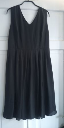 NEU Koko elegantes Chiffon Kleid hinten zum Binden zu Nile