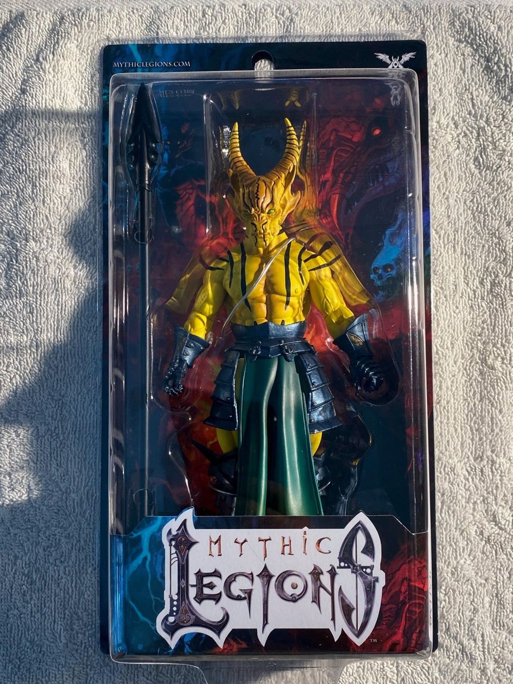 Statuette: Mythic Legions Azhar Neu/OVP – Nuovo e nell'imballaggio originale da Ennetmoos venduto da Zenvo