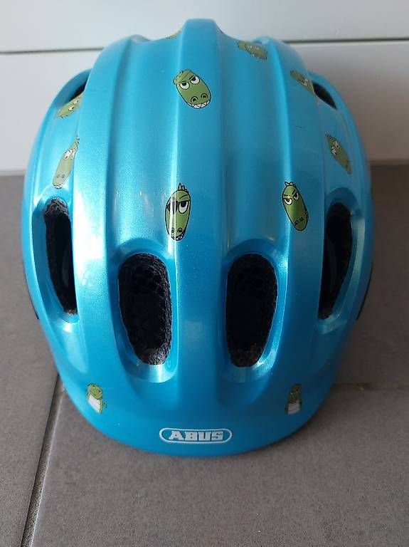 Abus Caschi: Fahrradhelm Kind (45-50cm) – Usato da Dübendorf venduto da quen_dub