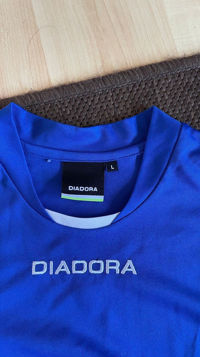 Canottiere & Pantaloni: Diadora Fussball-Set – Usato da Olten venduto da framos65 1