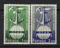 Portugal 1952 3º aniversário OTAN MH *
