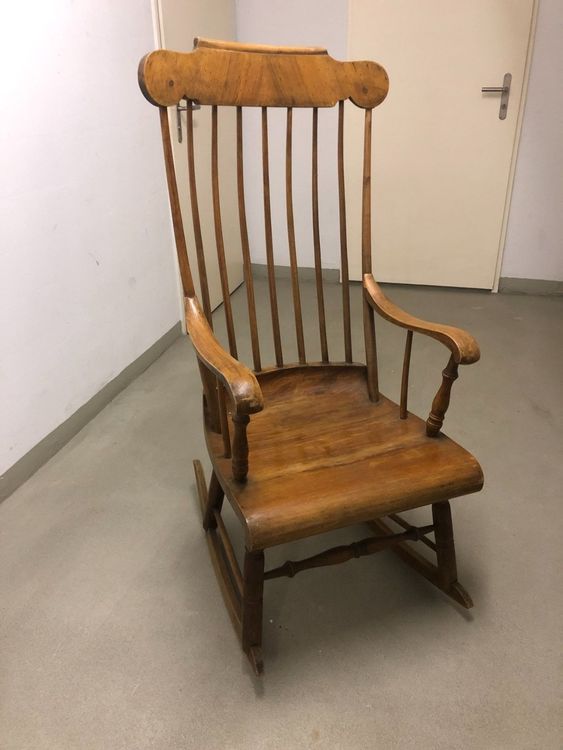 Schaukelstuhl Holz Alt