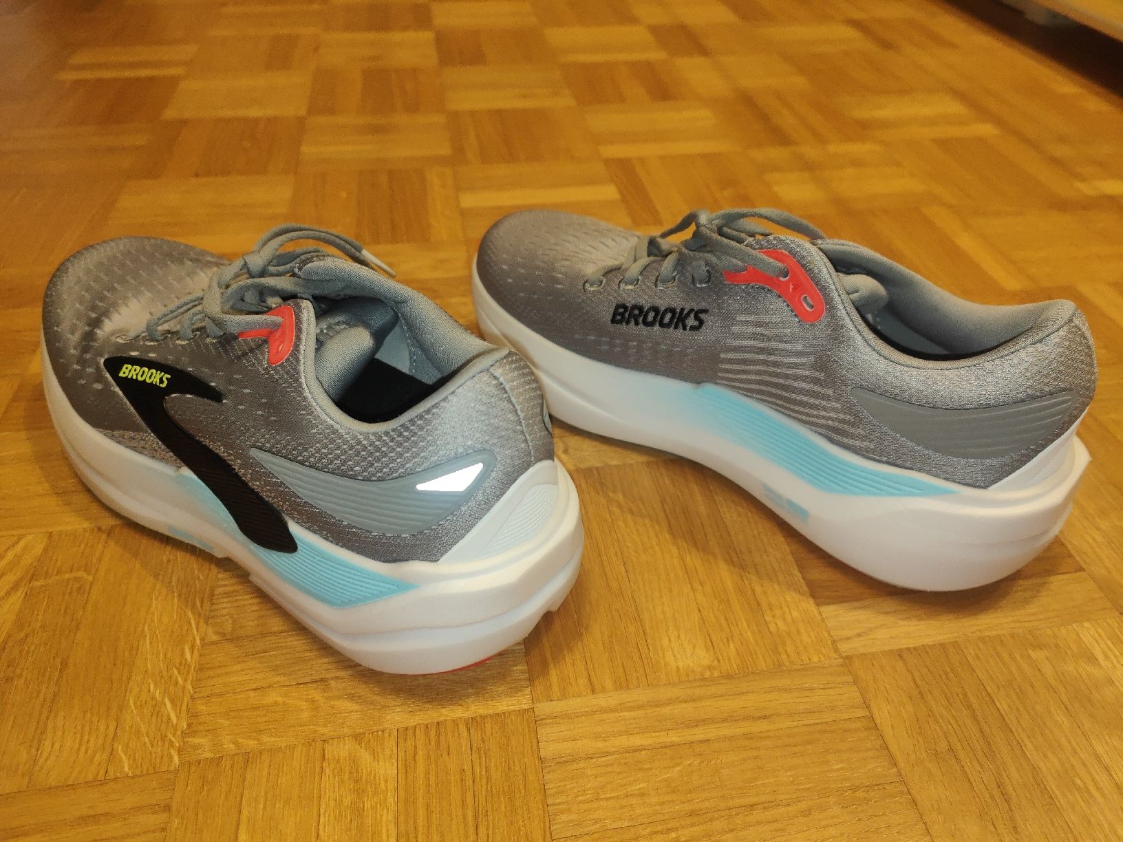 Brooks Herrenschuhe: Laufschuhe Brooks Ghost Max 3 Grösse 43 – Neu (gemäss Beschreibung) aus Grüt (Gossau ZH) von SonyD 2