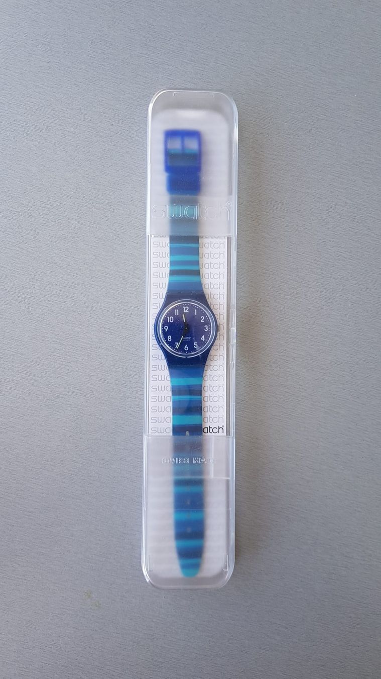Swatch Orologi: Montre Swatch bleu diamètre 30mm – Nuovo (secondo la descrizione) da Versoix venduto da aline_b
