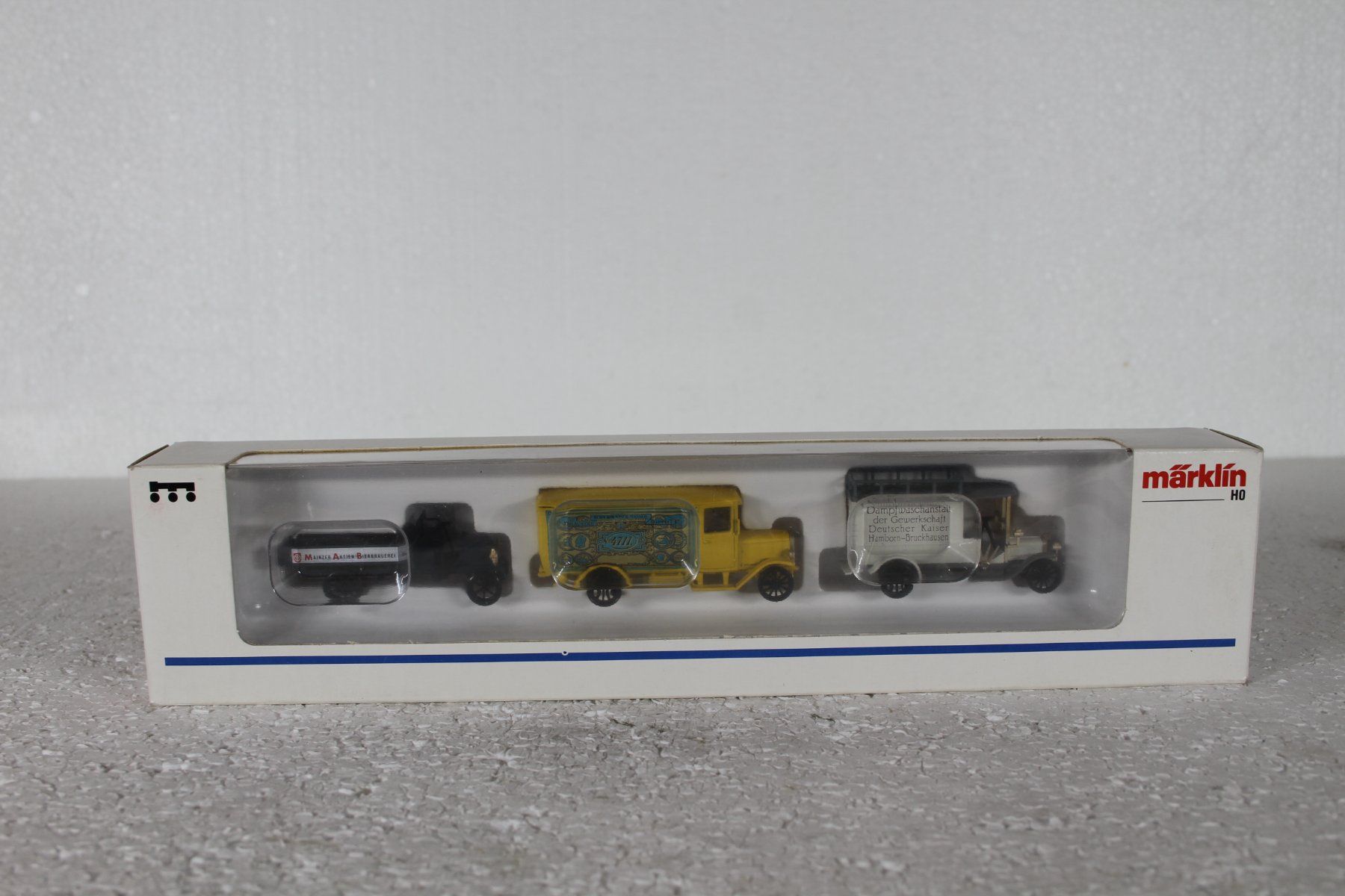 Märklin Modellini di ferrovie: Märklin 1889 Oldtimer Set Lieferwagen – Usato da Triesen venduto da gleis8