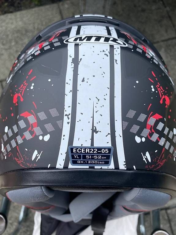 Caschi & visiere: Kinder Motorradhelm – Usato da Oberägeri venduto da Basel_2 3