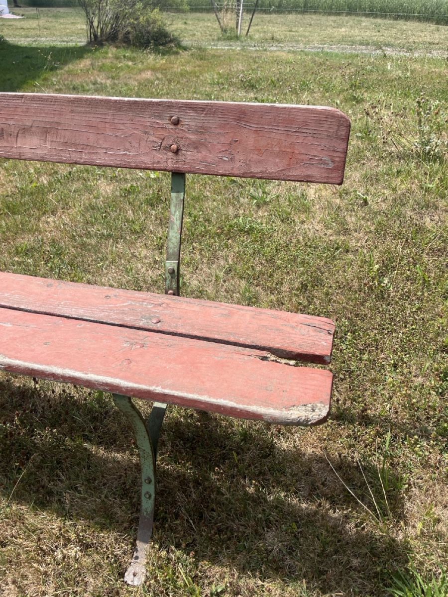 Panchine: Gartenbank Holz Metall alt gebraucht – Usato da ruswil venduto da EssTseHa 2