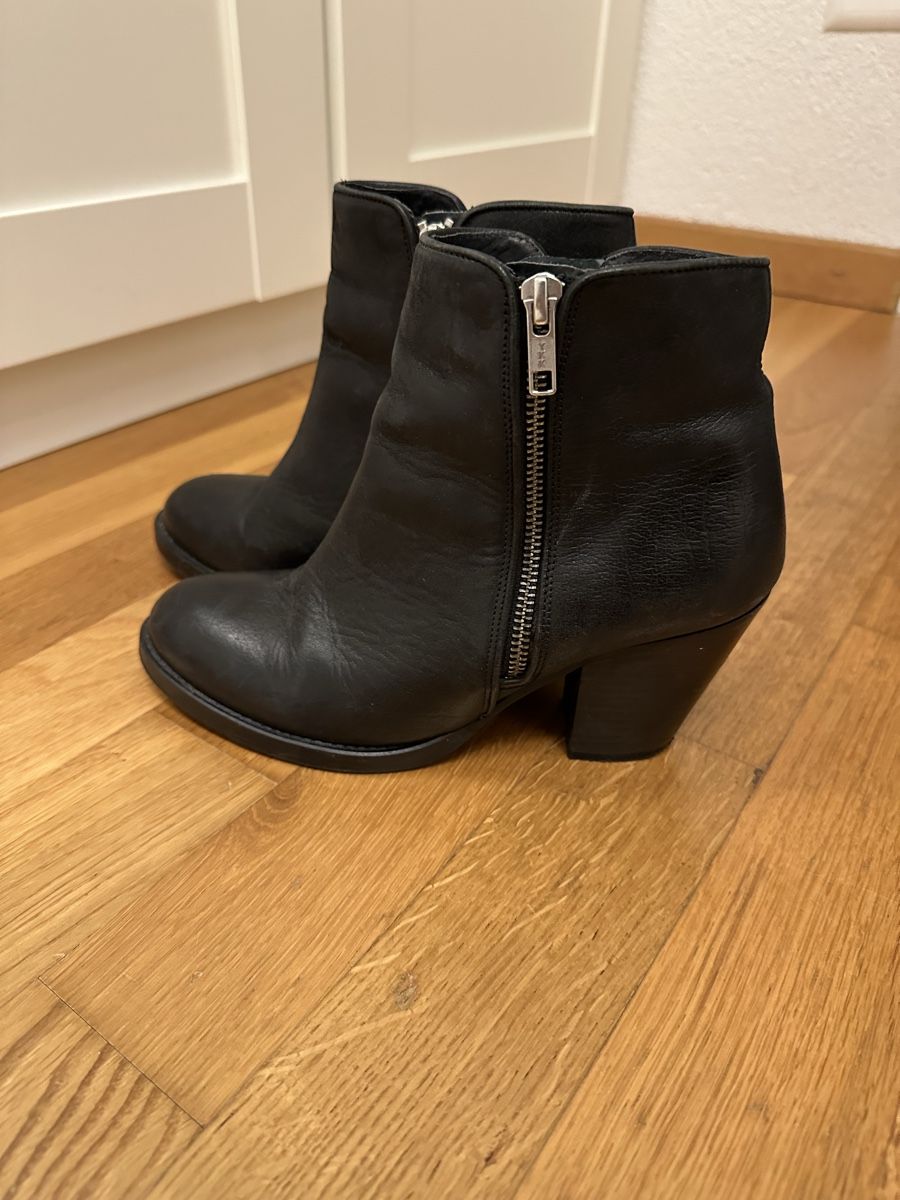 Jonak Scarpe da donna: Stiefeletten schwarz Gr 39 – Usato da Sevelen venduto da mar_gq8k 7