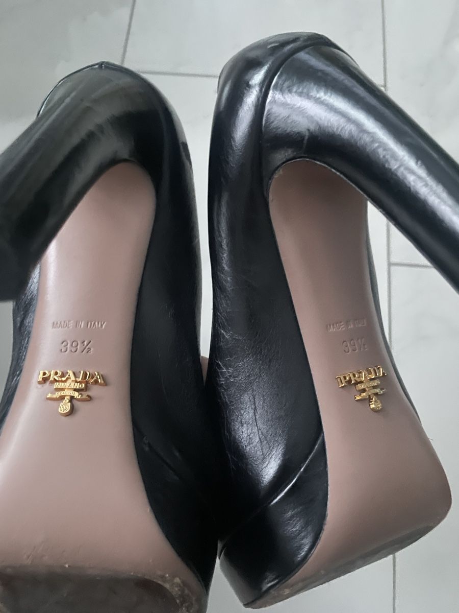 Prada Scarpe da donna: Gr.39,5 klassische Prada Schuhe mit Plateau – Usato da Au ZH venduto da Daiga 4