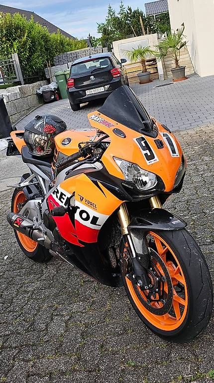 Strasse: CBR 1000rr Repsol – Gebraucht aus Oberhasli von panaKyoshoz350