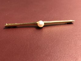 Krawattennadel mit einer Perle aus 18 Karat Gelbgold Au 750