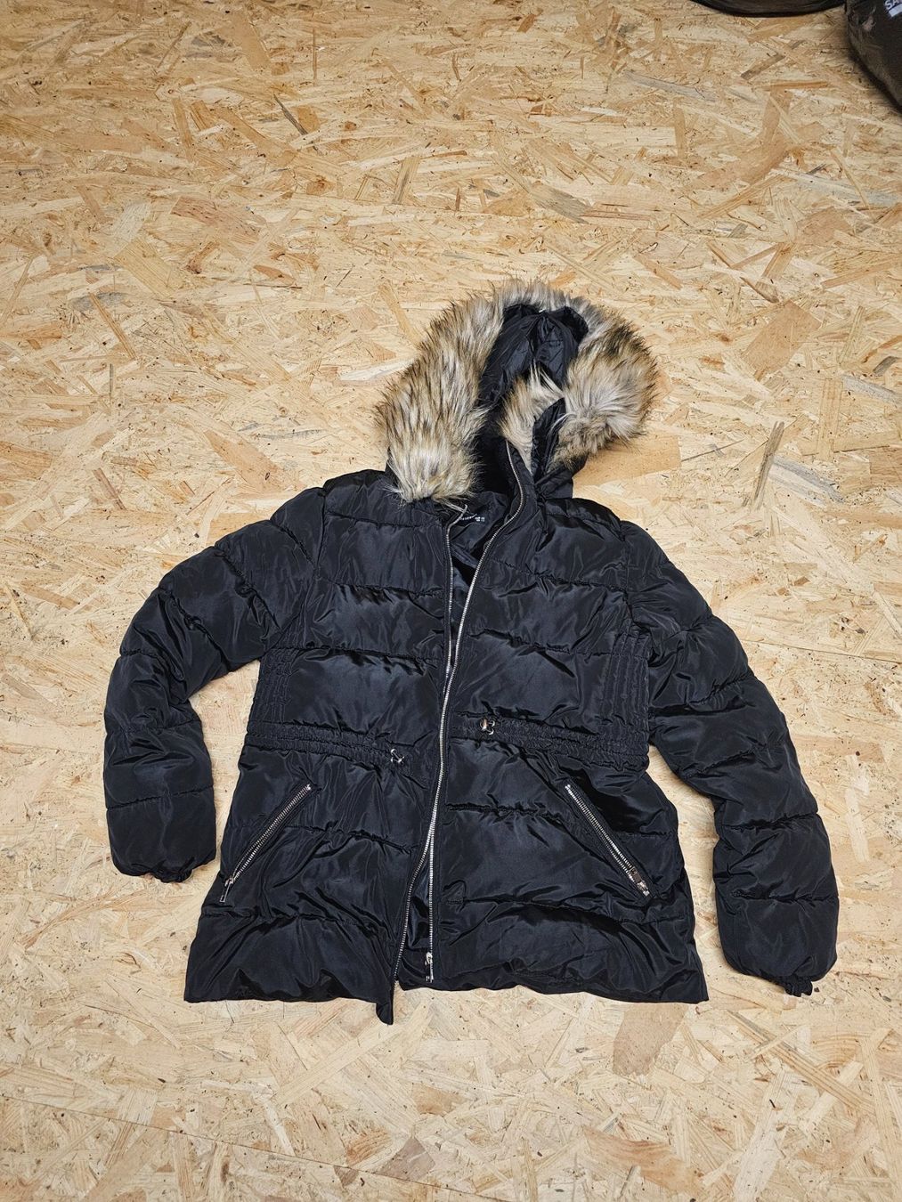 Giacche: Jacke Damen Reserved 42 – Nuovo (secondo la descrizione) da Berg TG venduto da lisboa.sky
