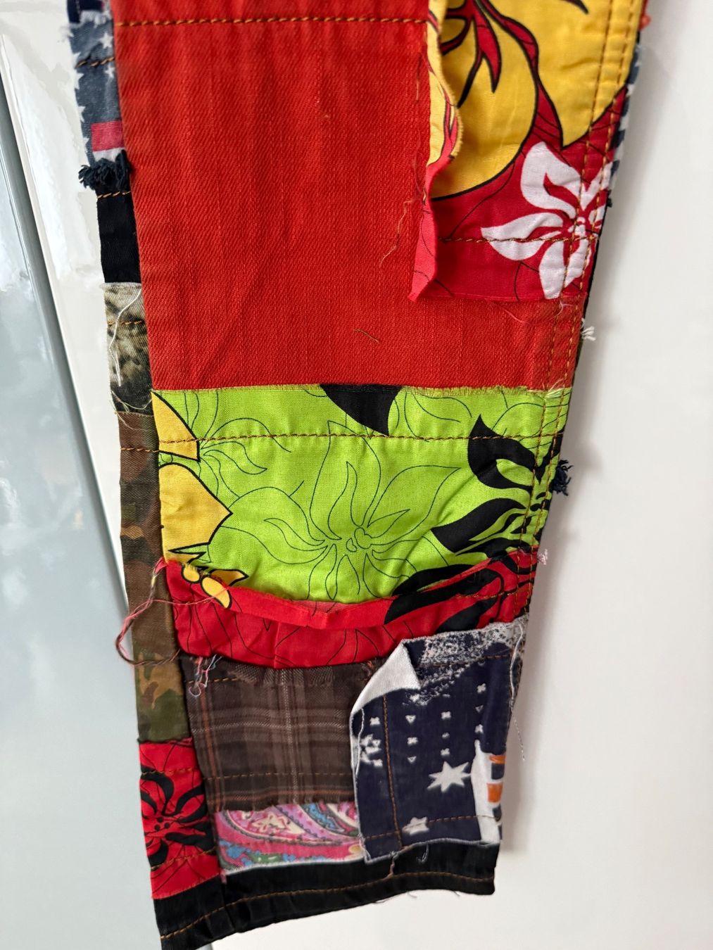 Jeans: Biepa Jeans Patchwork Design Gr.30 (247.30 chf ) – Nuovo e nell'imballaggio originale da Turbenthal venduto da 310707 7