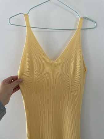 Strickkleid NA-KD gelb Grösse S guter Zustand