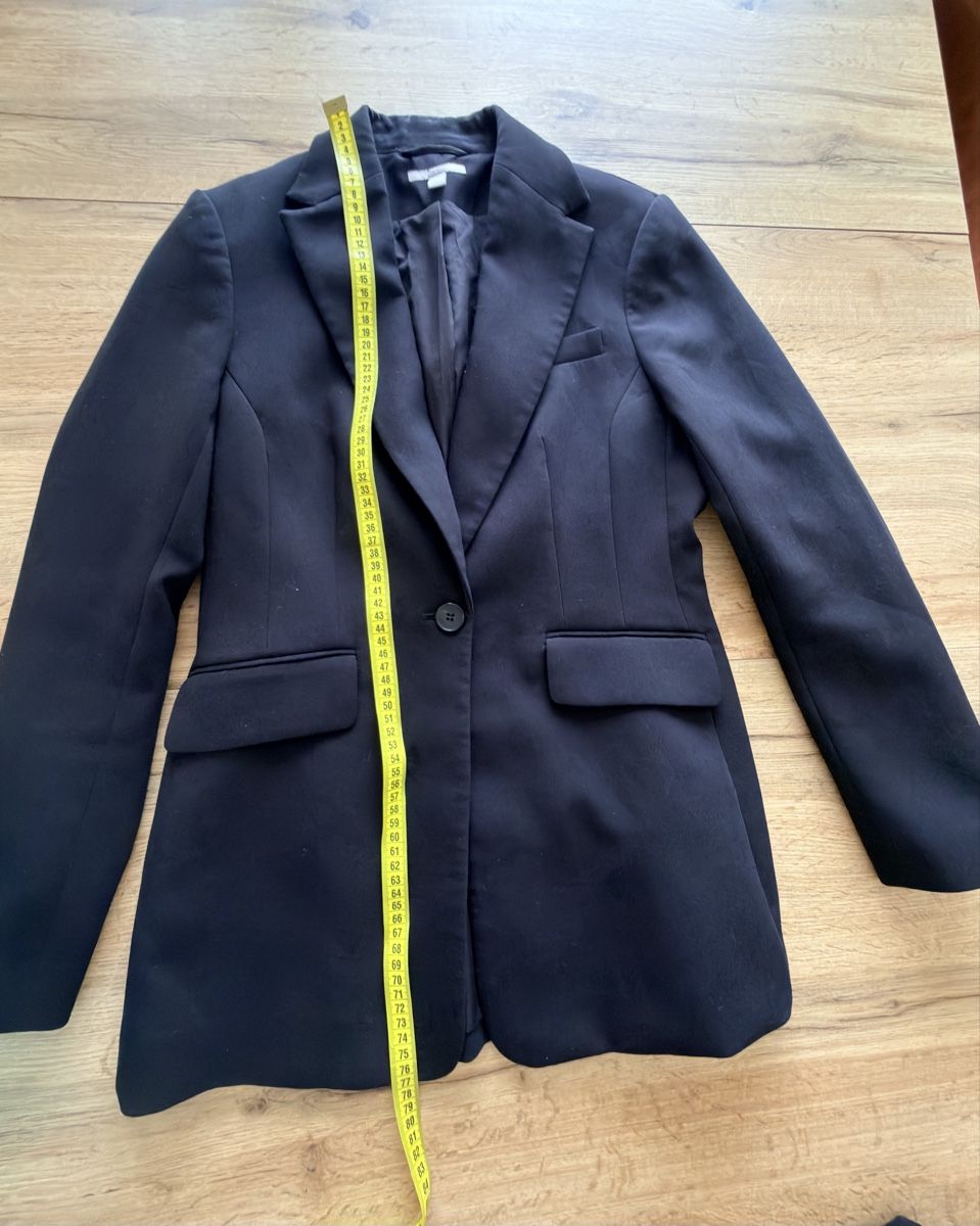 H&M Giacche: Damen Blazer schwarz Grösse 36 H&M  – Usato da Urdorf venduto da fairfashion 2
