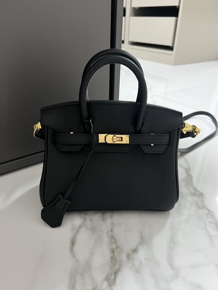 Borse da donna: schwarze Handtasche – Nuovo e nell'imballaggio originale da Beromünster venduto da sim_567j