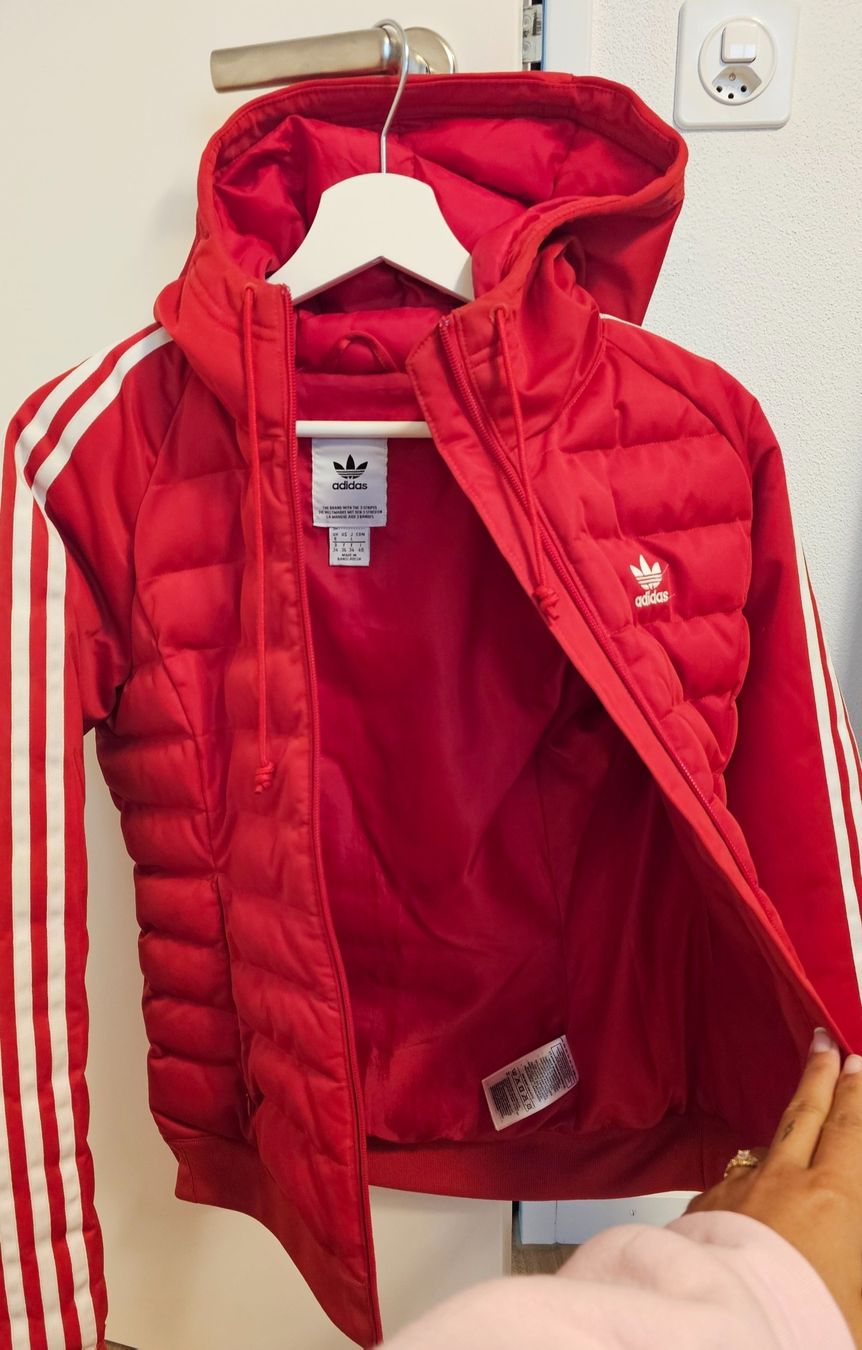 Adidas Jacken: Adidas Daunenjacke – Gebraucht aus Winterthur von NJC.M 3
