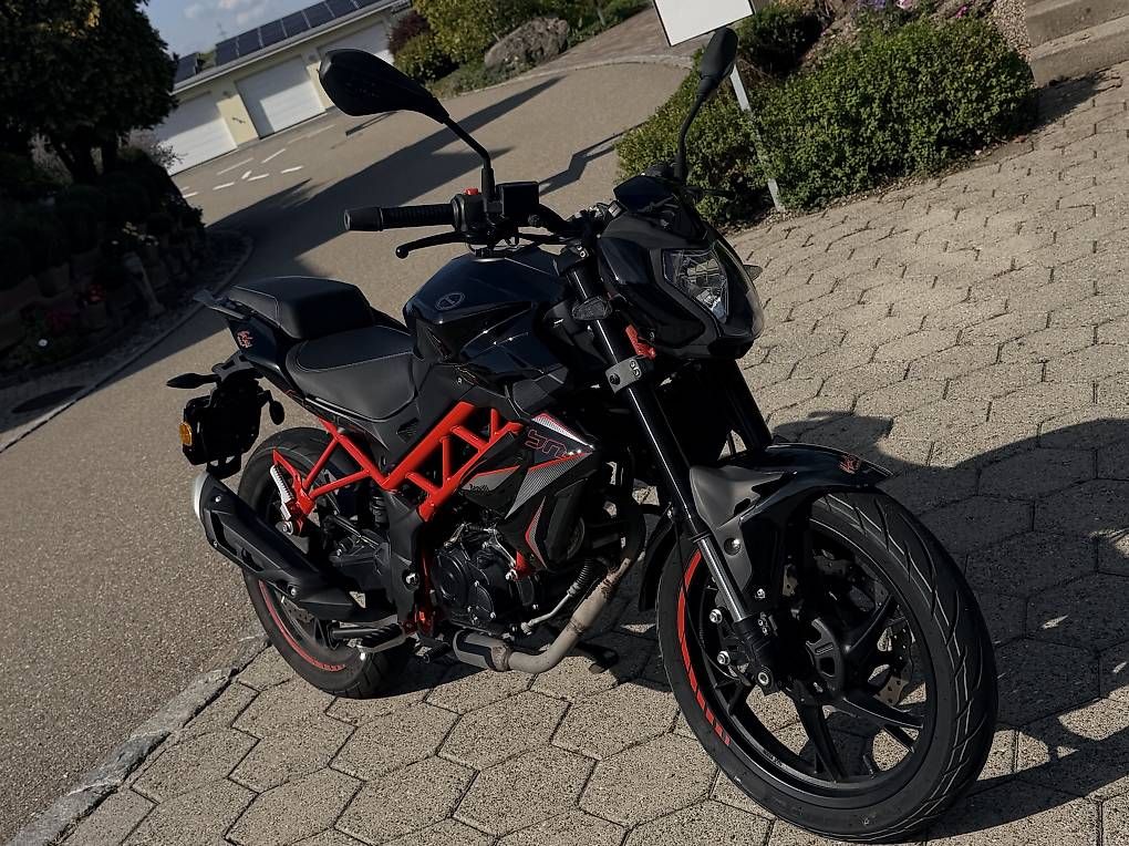 Route: Benelli BN 125 Jg 2025 – D'occasion à Gisikon par Sterena 1