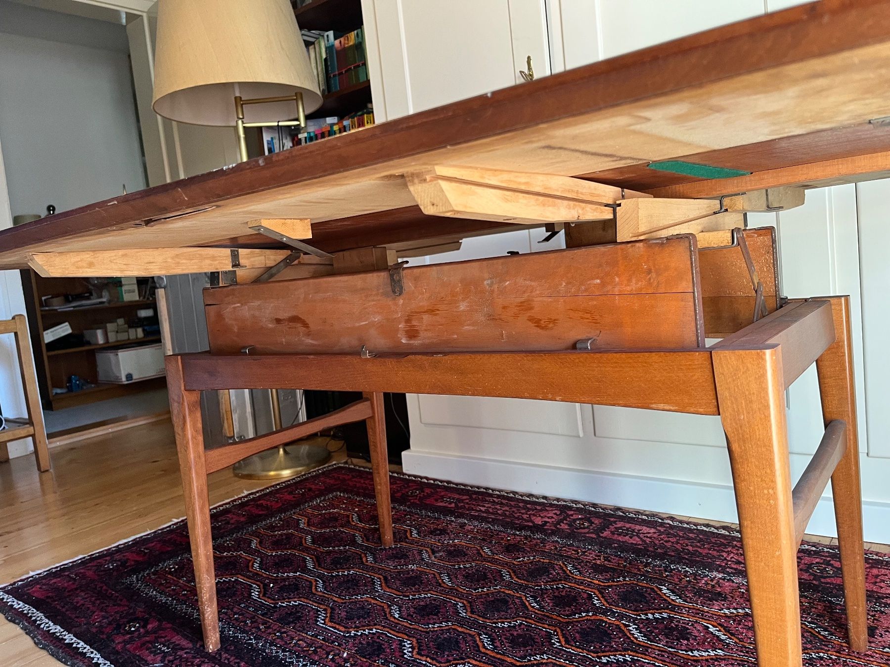 Tavoli: Elevator Table 60er/70er – Usato da Niederurnen venduto da gebrauchtbrauchbar 7