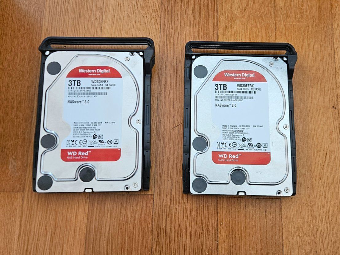Synology Server: Synology NAS DS218+ mit 2x 3TB WD Red Festplatten – Usato da Lenk im Simmental venduto da oli66661 1
