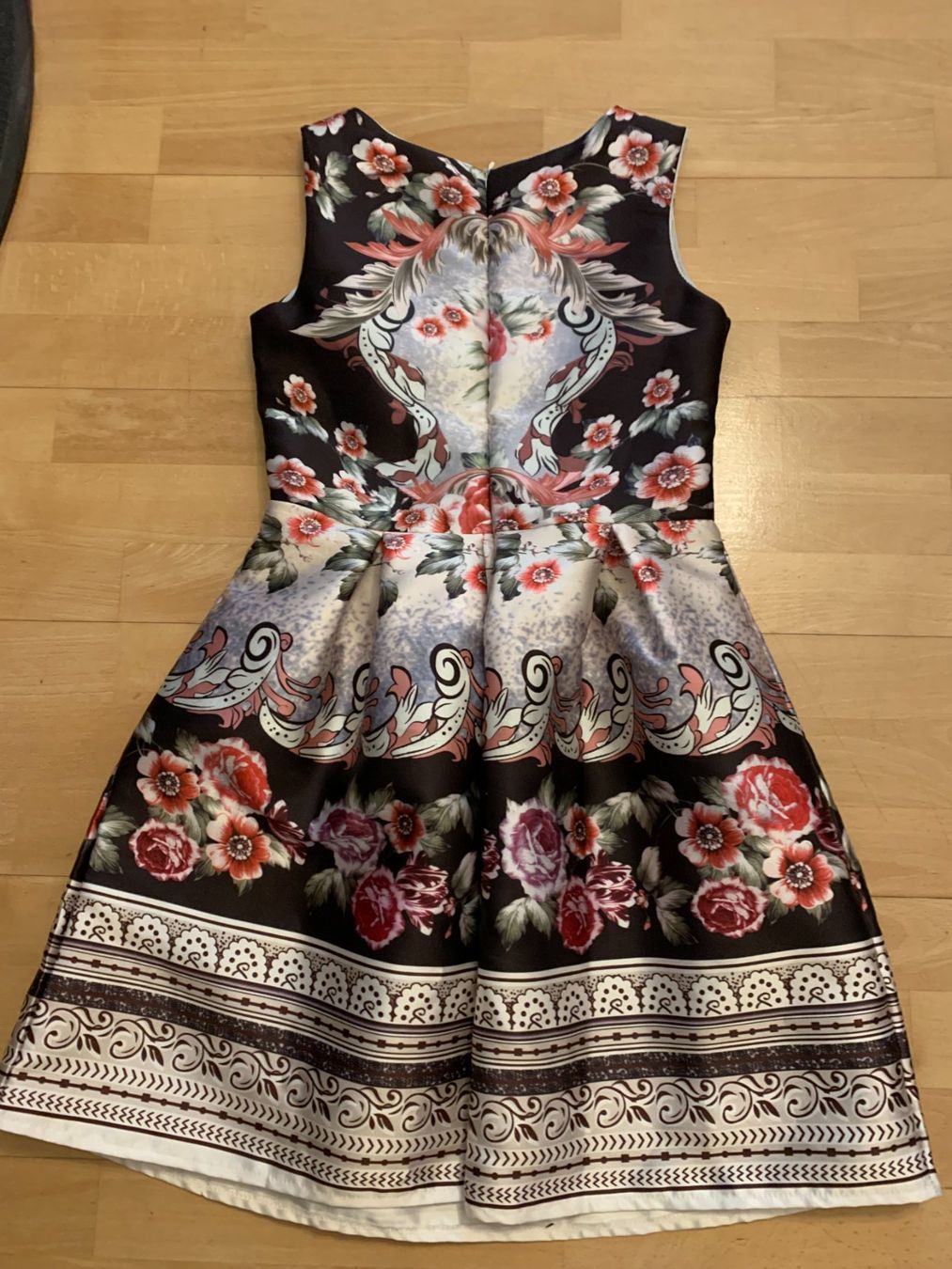 Kleider: 2XTREMZ Damen Kleid in Gr. XS – Neu (gemäss Beschreibung) aus Worb von farben20zauber 2