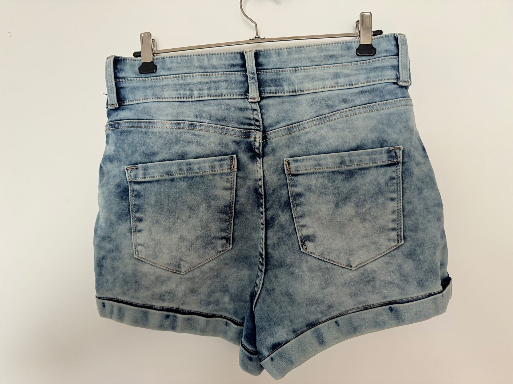 Jeans: Jeans Shorts – Nuovo (secondo la descrizione) da Niederhasli venduto da Erwied 1
