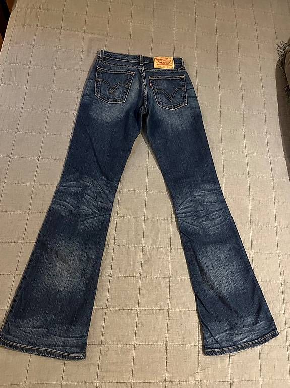 Jeans: Blue Levis Jeans mit Schlag – Gebraucht aus Felsberg von kaethrine 1