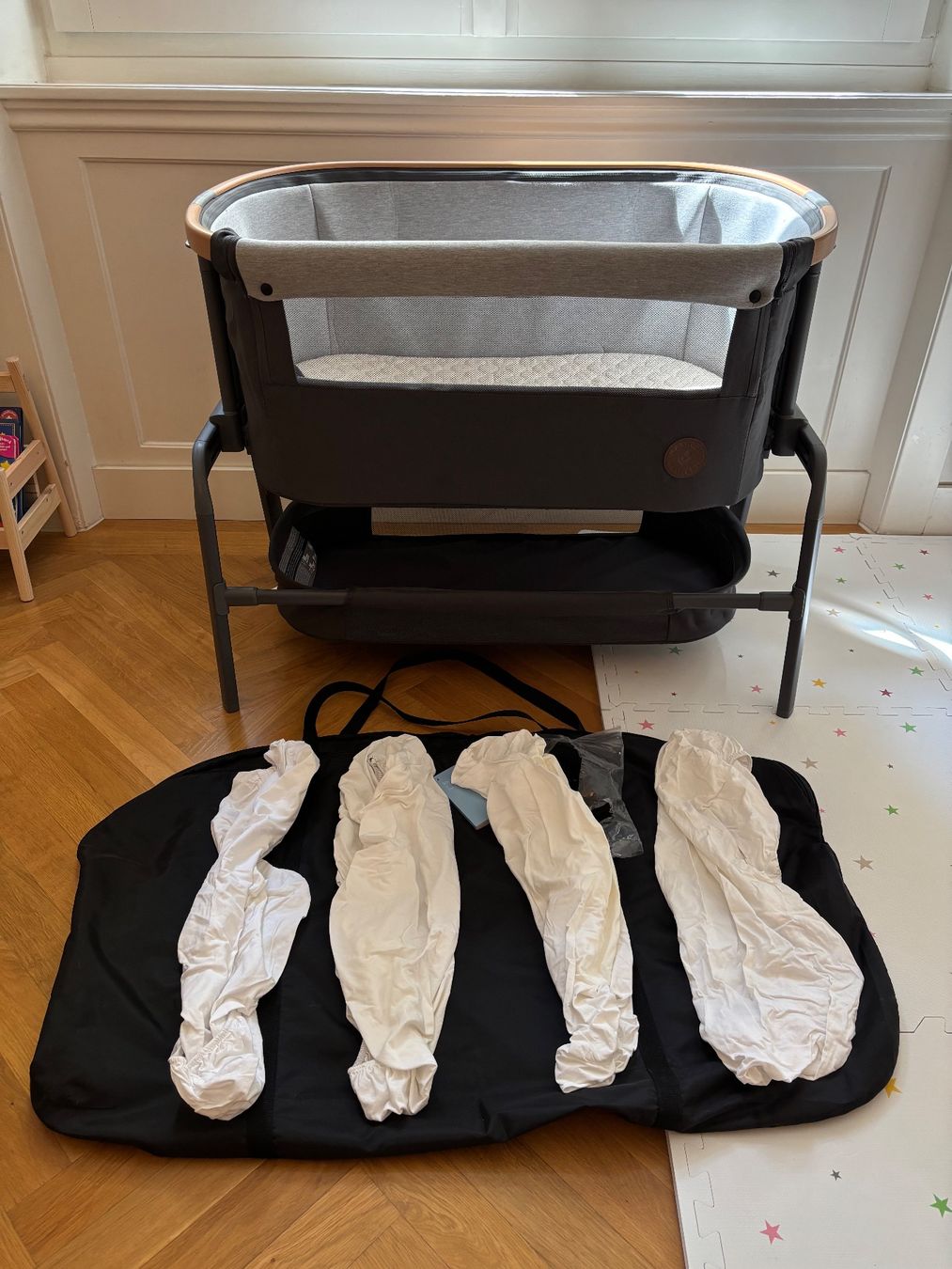 Maxi-Cosi Letti: Maxi Cosi Bassinet Iora Beistellbett Beyond Graphite & sheet – Usato da Zürich venduto da nao_pjh8 1