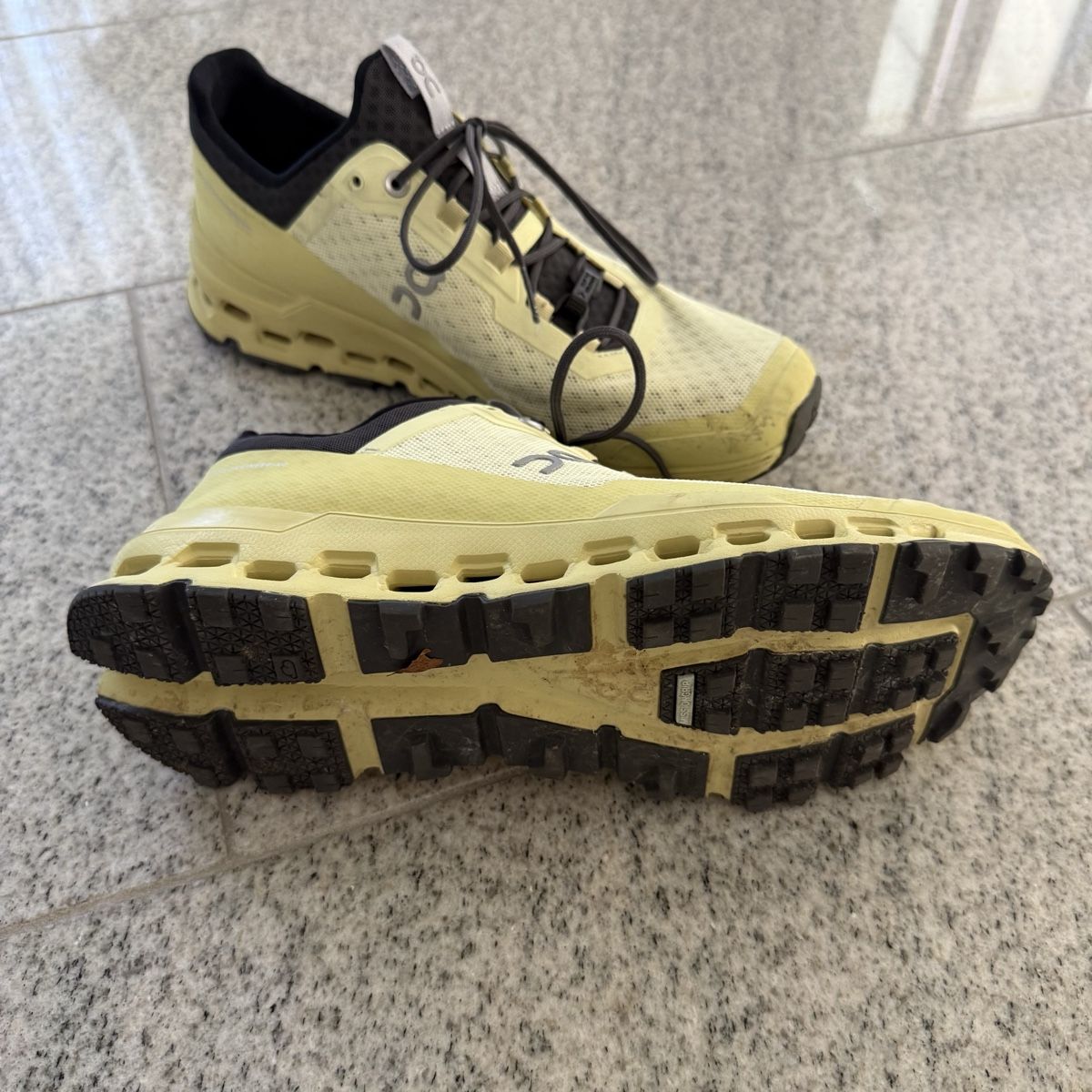 On Scarpe da uomo: On Running Cloudultra – Usato da Mönchaltorf venduto da Mimmom 2