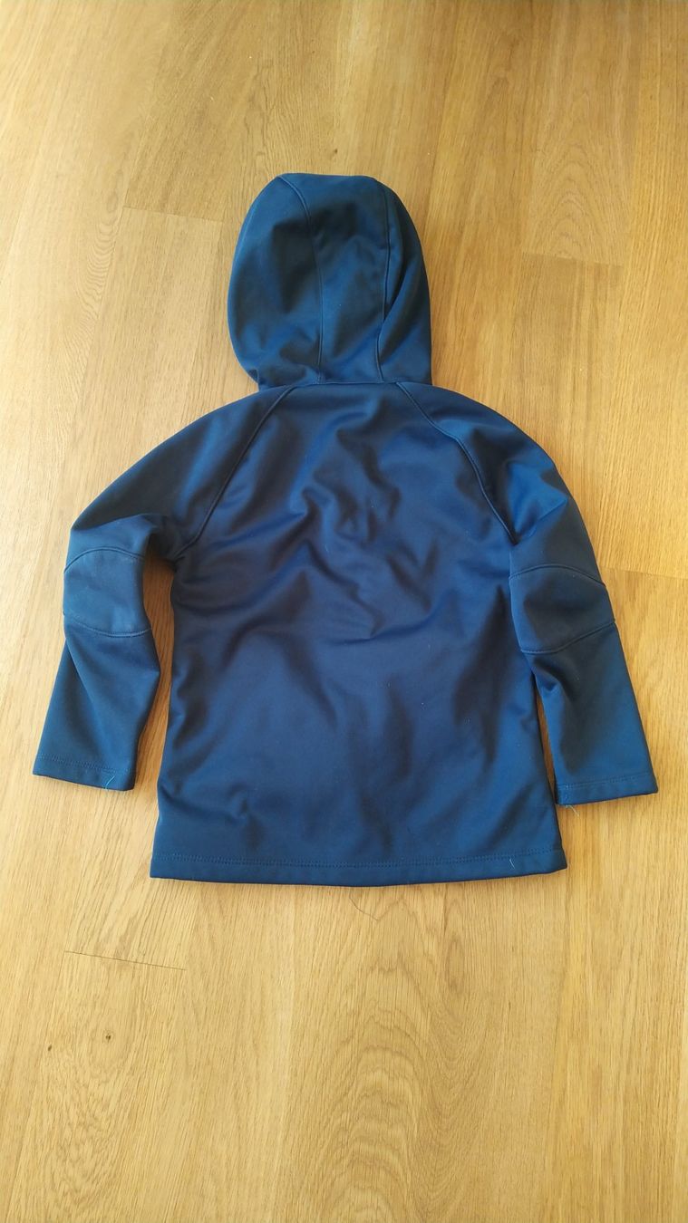 Decathlon Ensembles coordonnés: Softshell Jacke gr. 104 – D'occasion à Trimbach par teiger83 1
