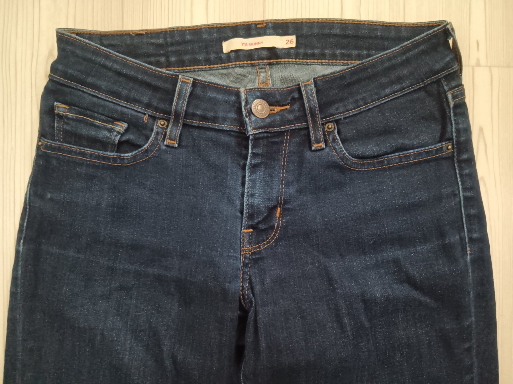 Levi's Jeans: LEVIS 711 Jeans SKINNY taille / Grosse 26 – Usato da Cossonay-ville venduto da Super-Price-Quality 1