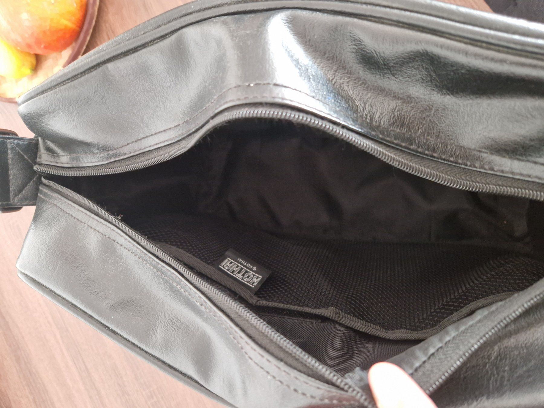 Borse: Sac à bandoulière – Usato da Lausanne venduto da mgo_yx25 2
