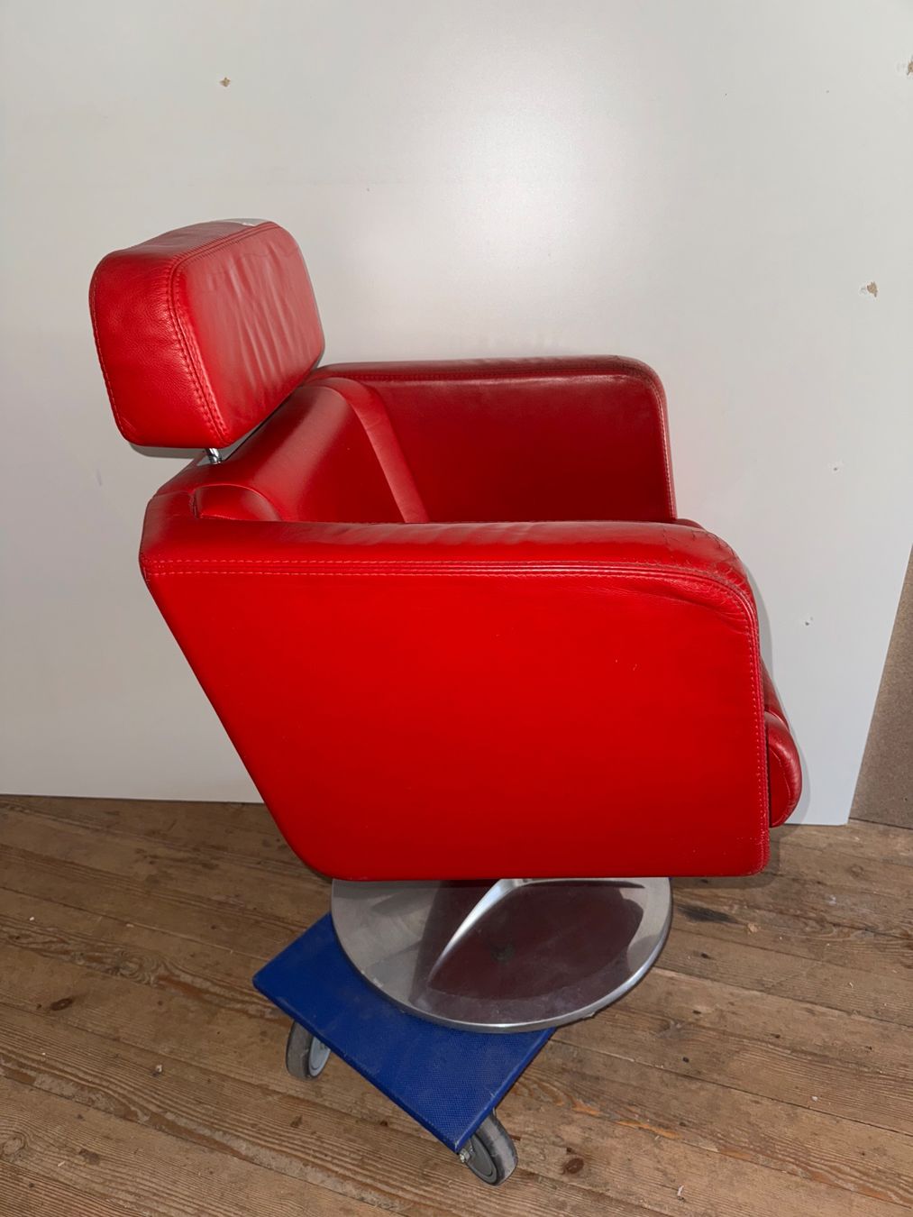Giroflex Stühle: Stoll Giroflex 21 - 6091 Designed by Paolo Fancelli - Nr.6 – Defekt aus Aesch ZH von superpotato 4