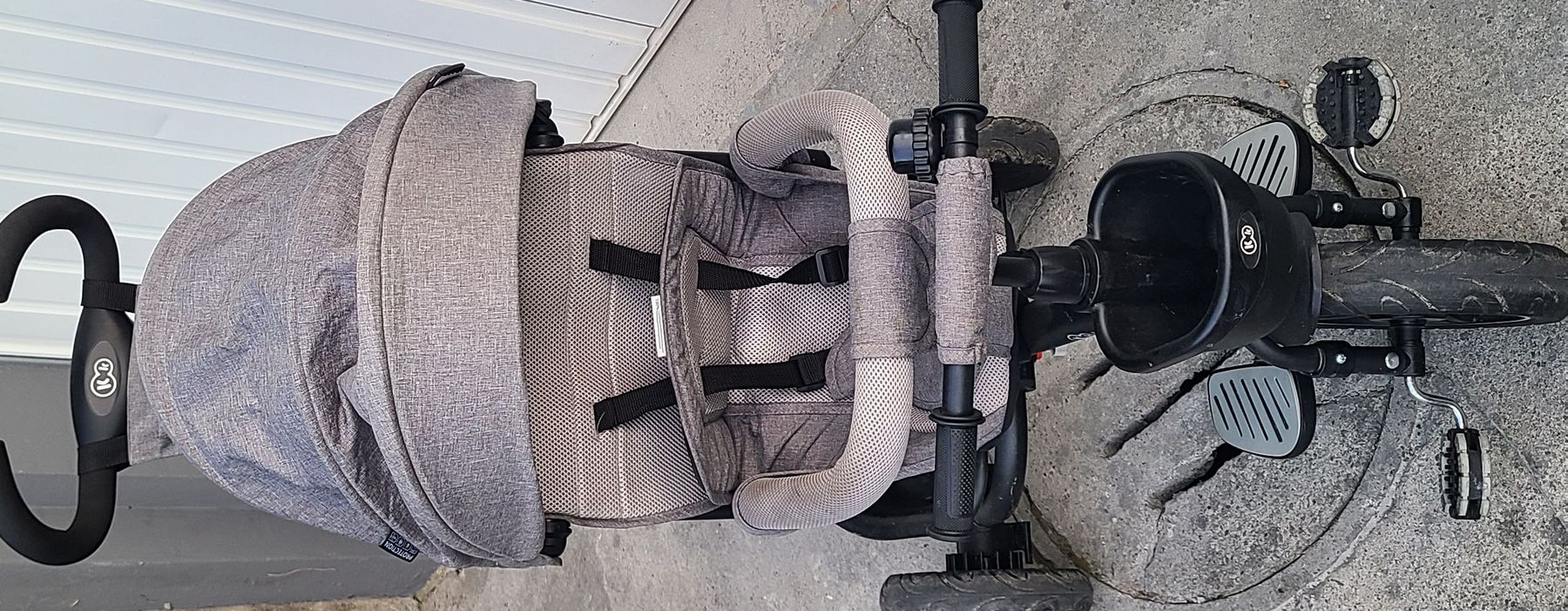 Kinderkraft Veicoli per bambini: Kinder Dreirad grau guter Zustand – Usato da Berneck venduto da Quaresma787