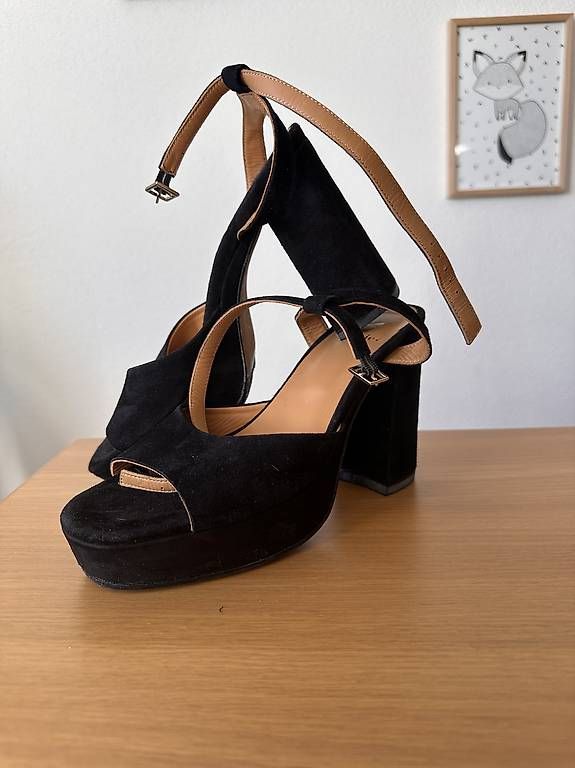 Damenschuhe: Bobbies Sandalen mit Absatz – Neu und originalverpackt aus Bergdietikon von chesauxlido 2